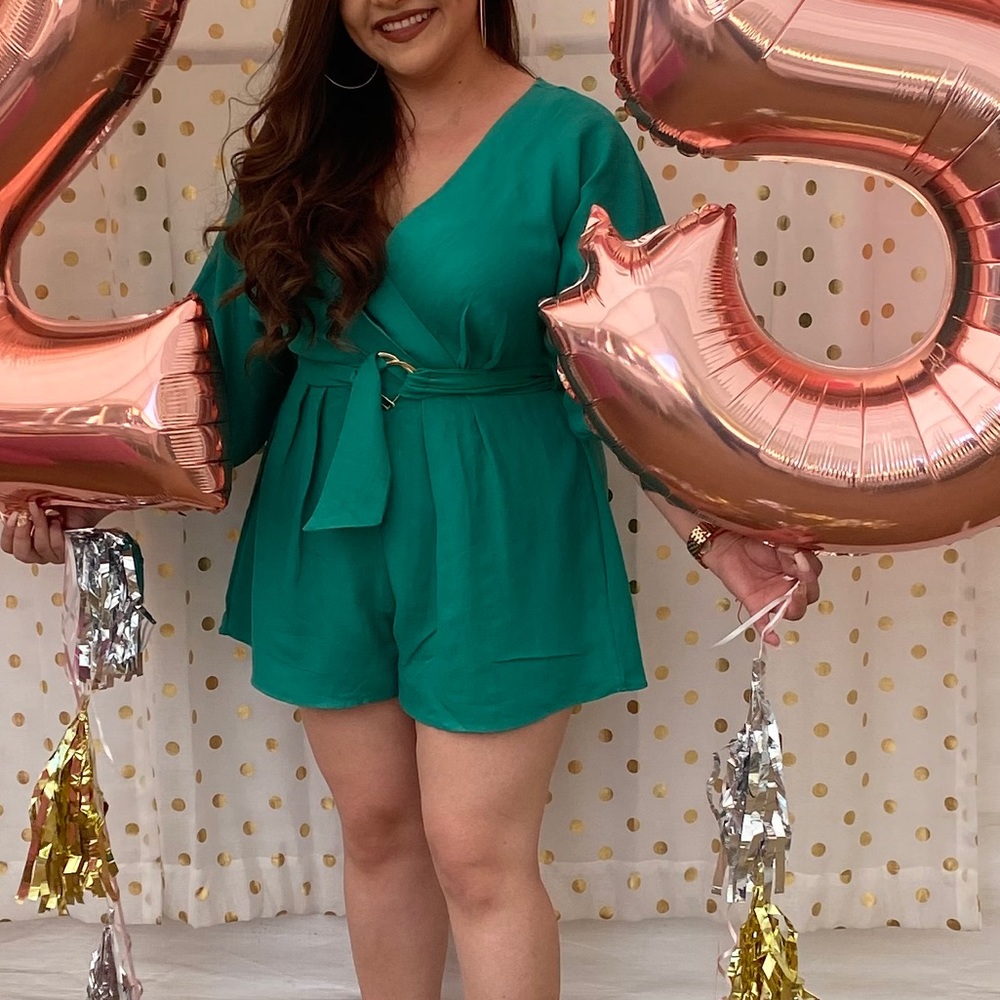 Beautiful romper! - Picture 2 of 5